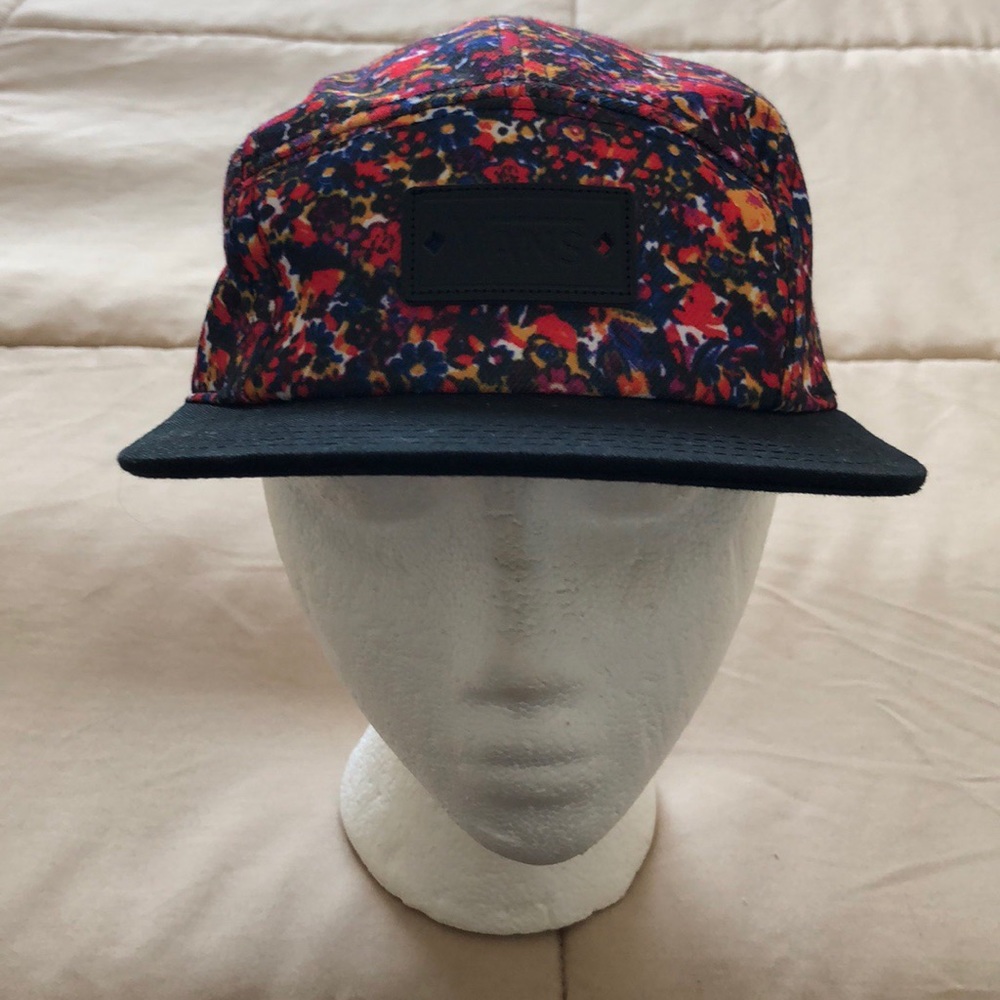 Vans Floral Camper